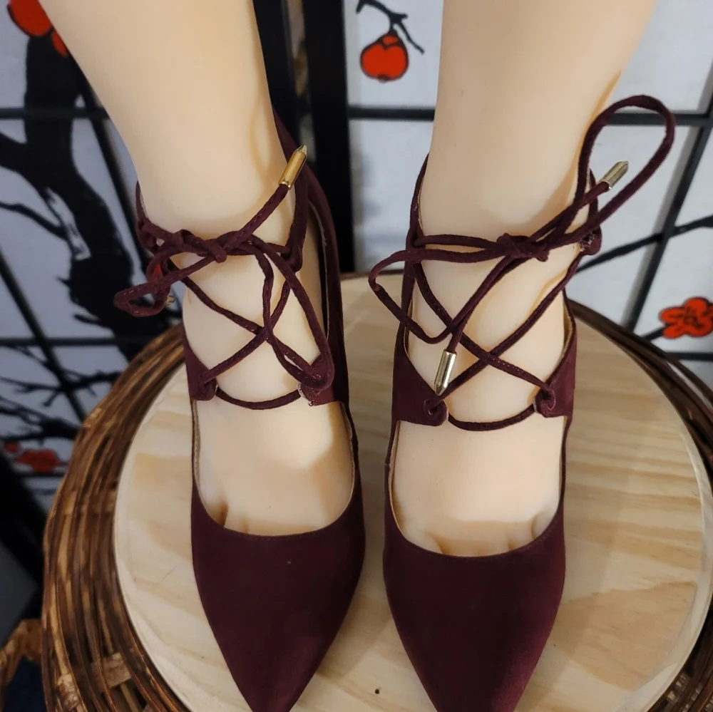 MARC FISCHER RICH BURGUNDY CUT OUT LACED TOP HEELS/SIZE 7 - Picture 9 of 9